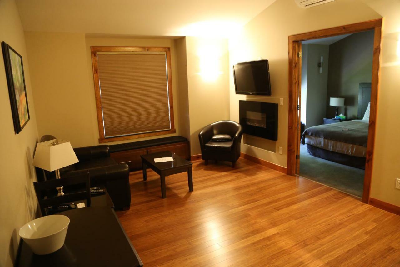 Marble Inn Resort Steady Brook Экстерьер фото