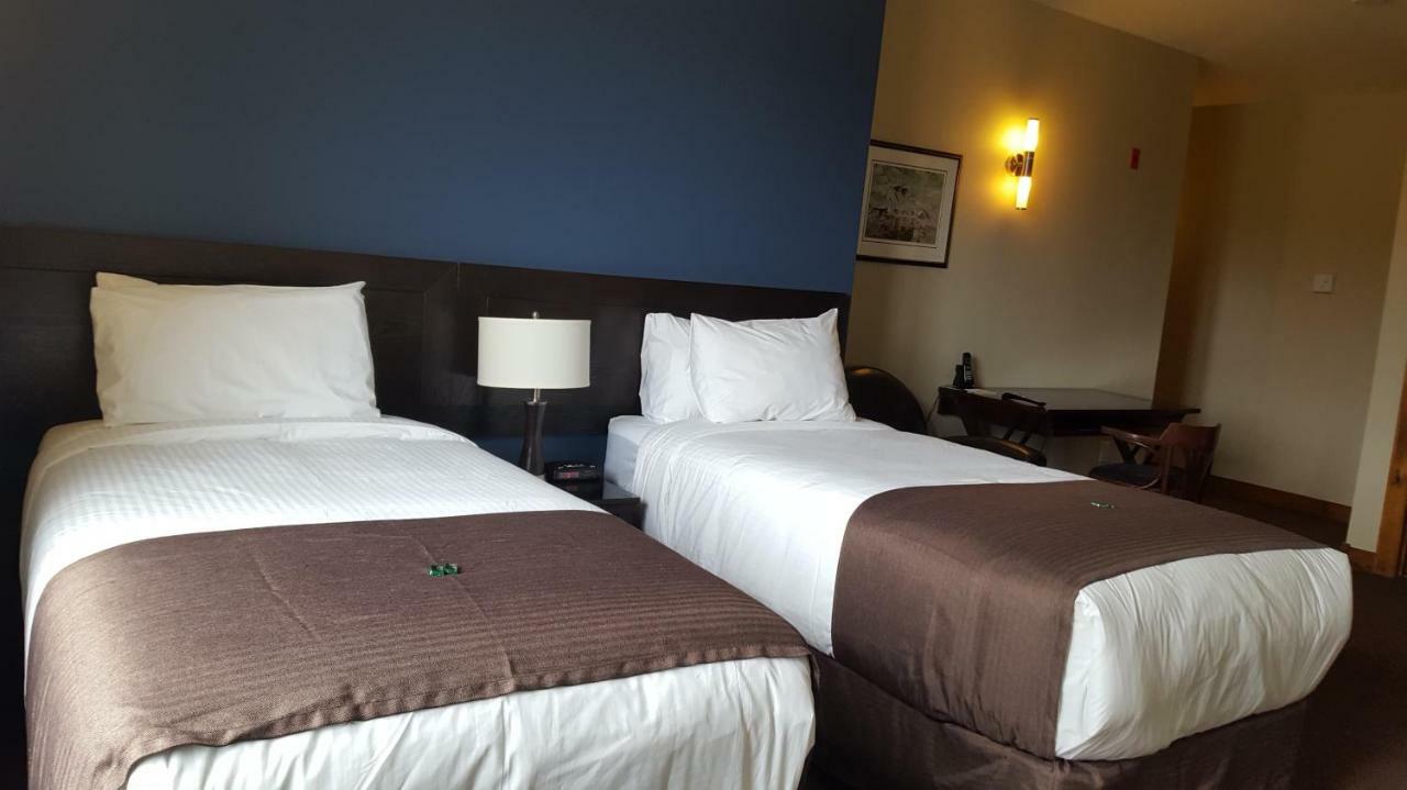 Marble Inn Resort Steady Brook Экстерьер фото